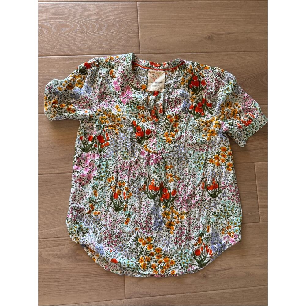 Anthropologie White Multicolor Floral V-Neck Short Sleeve Blouse - Picture 2 of 6